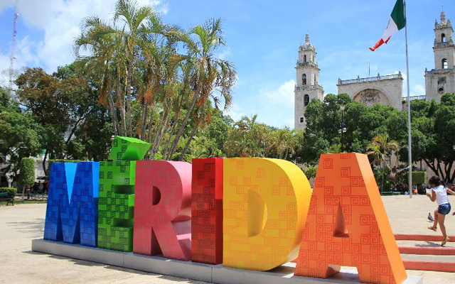 Playa del Carmen Shuttle to Merida