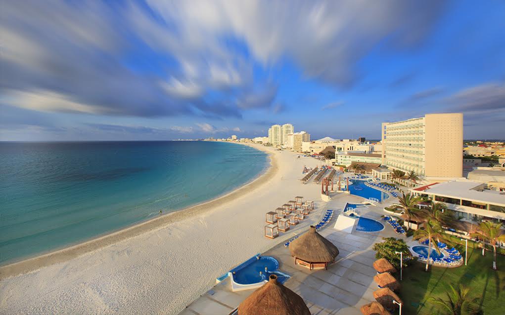 Book your Transportation from Cancun Airport to Playa del Carmen